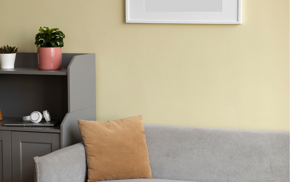 Warum das Sofa nicht direkt vor die Wand stellen?