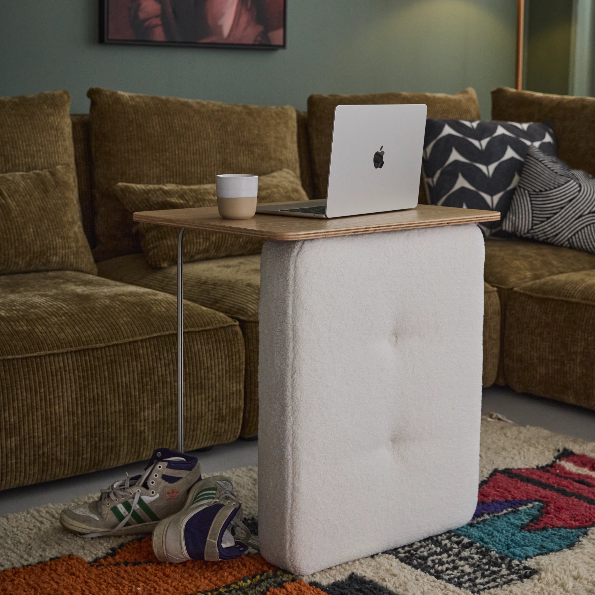 Multifunktionaler Couchtisch PropUp in Bezug Teddy Nutzungsvariante Schreibtisch